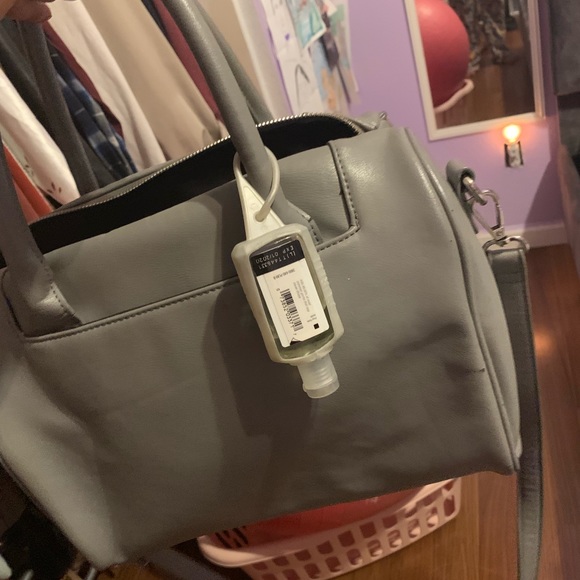 Purse - Picture 2 of 3